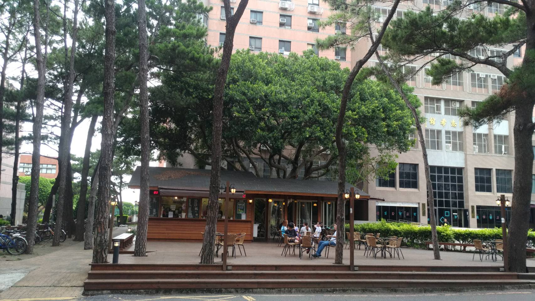 50歲大學 同學會聊什麼 ？我的不踩雷 同學會